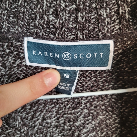 Karen Scott Women's Gray Quarter-Zip knit Sweater. Sz. M - Picture 5 of 6